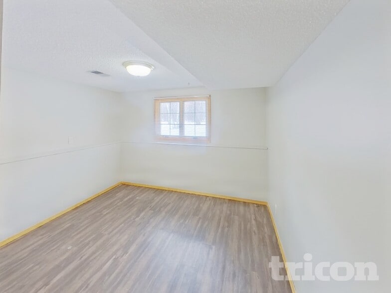 Building Photo - 18829 147th St NW