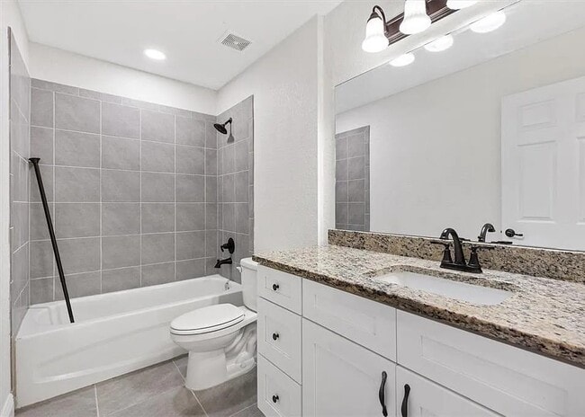 Building Photo - 8961 SE Hwy 42