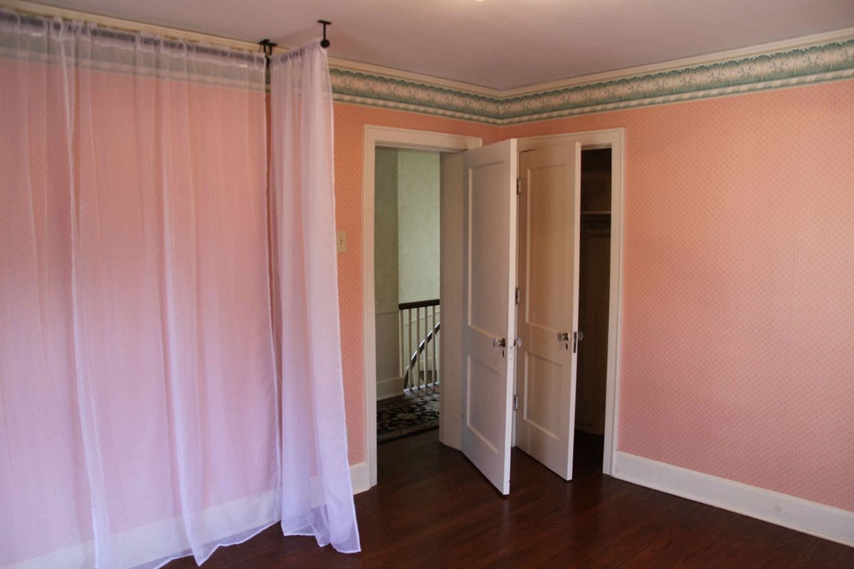 Building Photo - 1029 N Noyes Blvd