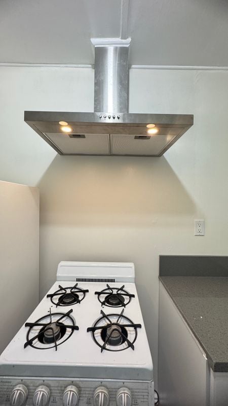 Building Photo - 1016 Brent Ave