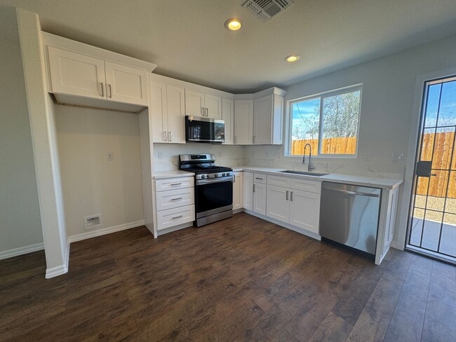 Building Photo - 1794 Coronel Dr