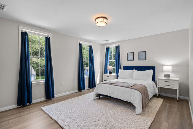 Spacious bedrooms - 180 S Pier Rd