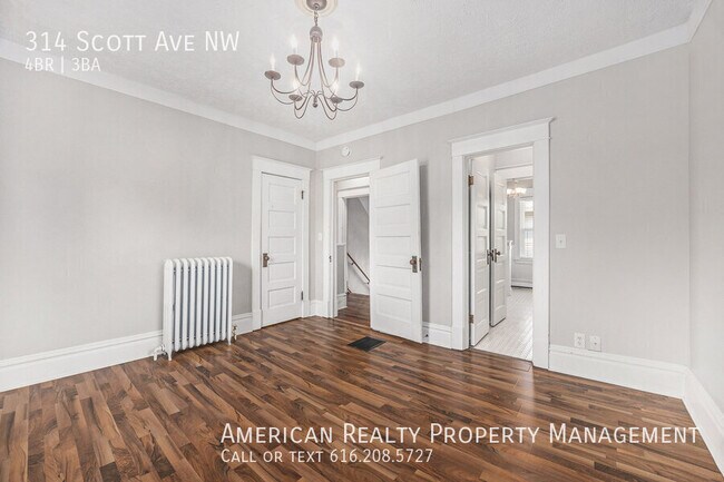 Building Photo - 314 Scott Ave NW