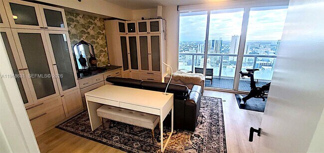 Building Photo - 50 Biscayne Blvd