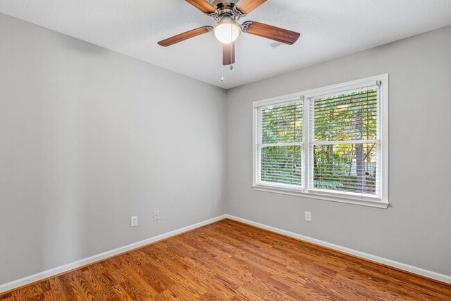 Building Photo - NW - Desirable Irving Park Two Story Home,...