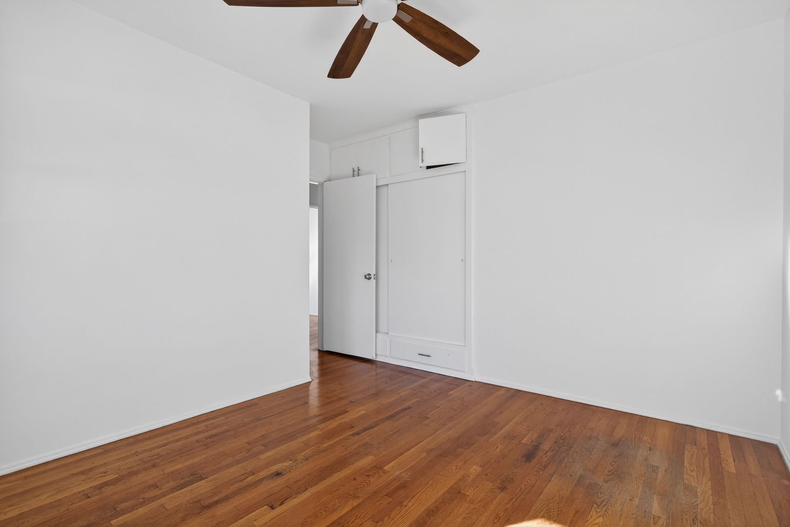 Building Photo - 525 Chestnut Ave