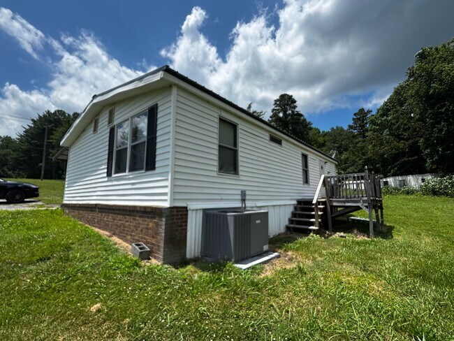 Building Photo - 3/2 Doublewide in Cleveland County, NC