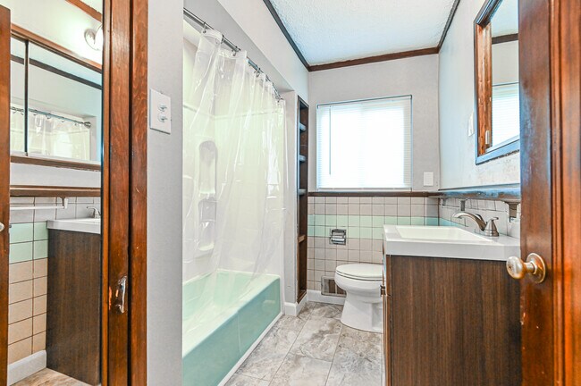 Building Photo - 1510 Nobles Ln