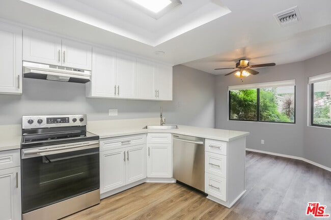 Building Photo - 851 Pebble Beach Dr