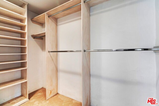 Building Photo - 214 S Medio Dr