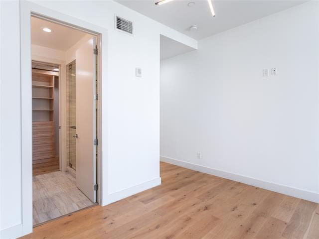 Building Photo - 3130 N Harwood St