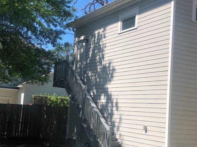 Building Photo - 1131 Oxford St