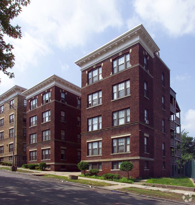 Building Photo - Worthington Commons
