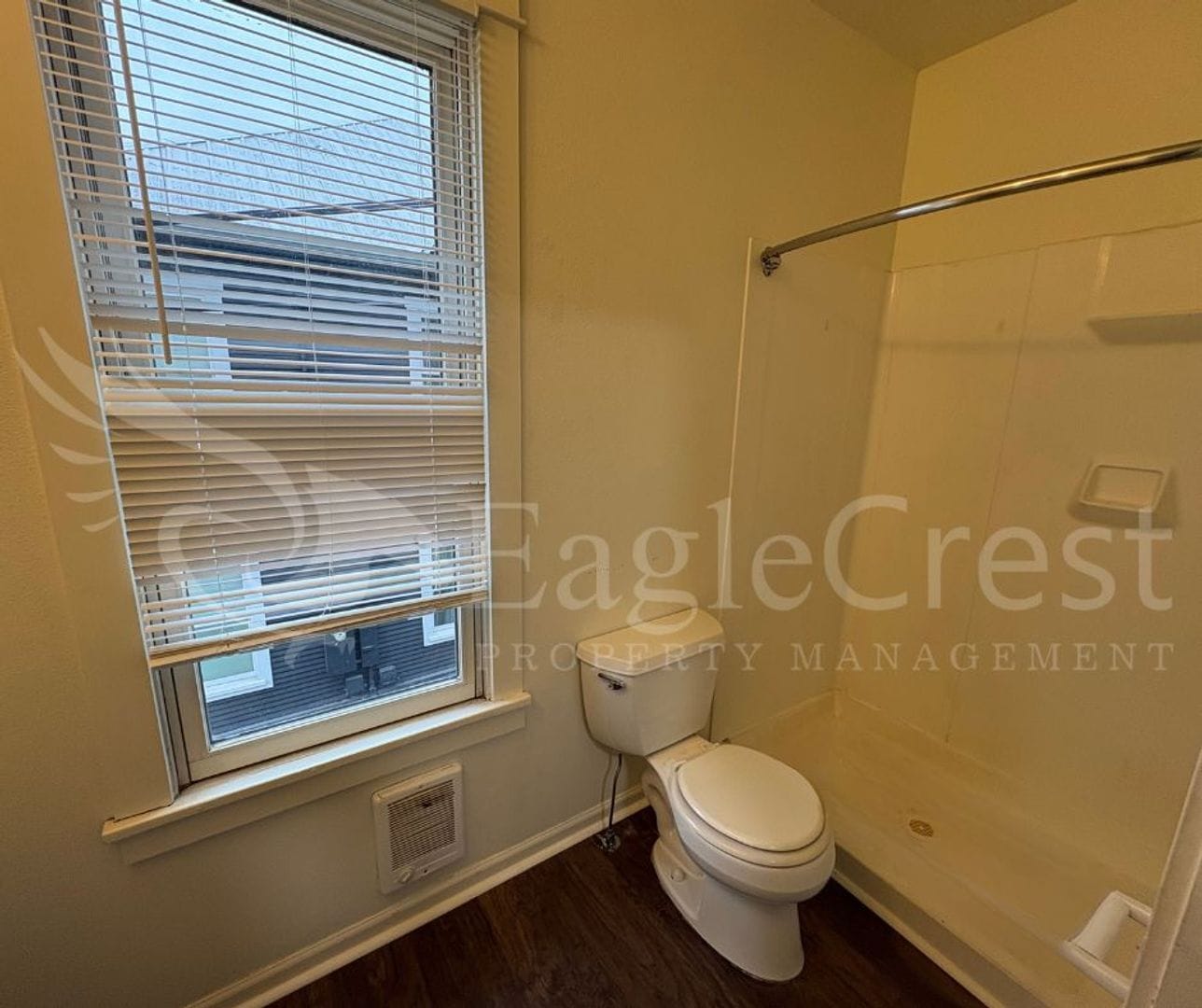 Building Photo - 105NSP