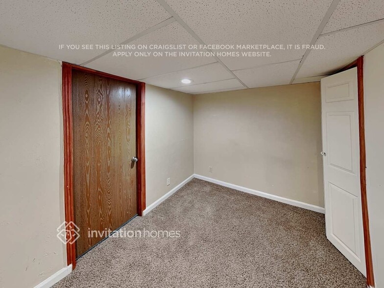 Building Photo - 4490 S Ceylon Way