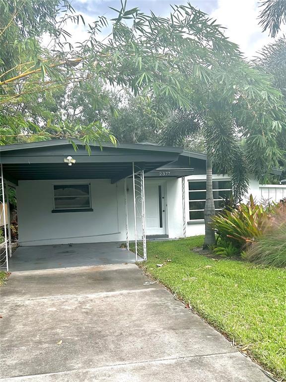 Primary Photo - 2377 Main St