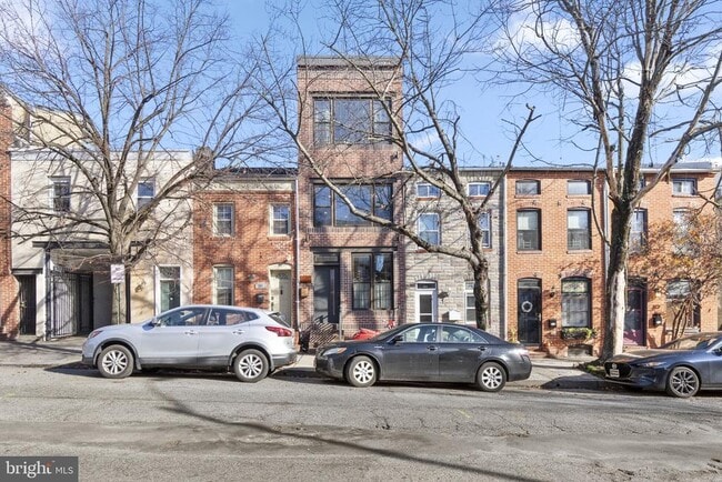 Building Photo - 311 S Washington St