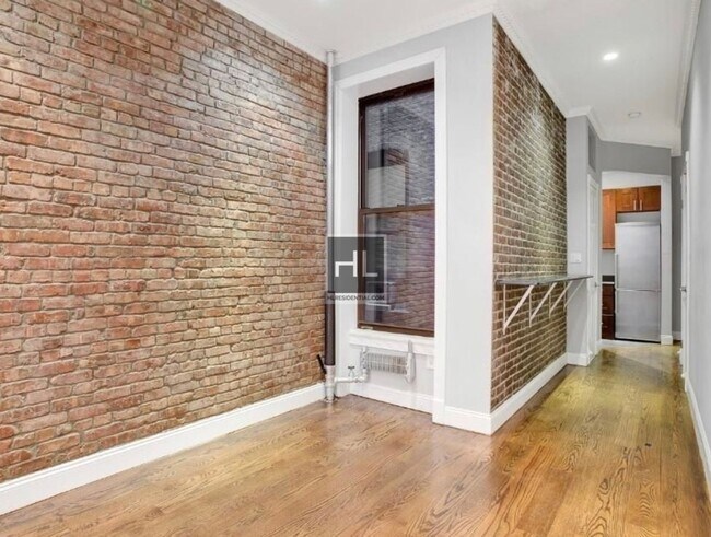 Building Photo - EAST 83 STREET