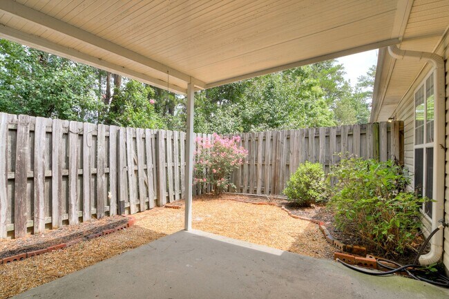 Building Photo - 275 Caldwell Cir