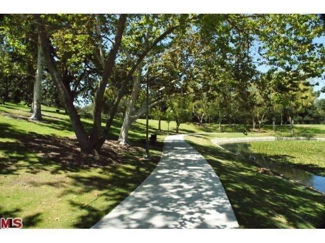 Calabasas lake - 4708 Park Granada Park