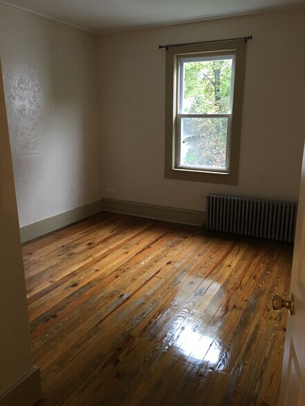 bdrm 1 - 314 Elm St