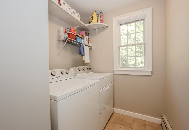 Building Photo - 265 Boulder Dr