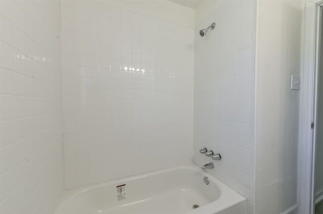 Building Photo - 8229 Carolwood Dr