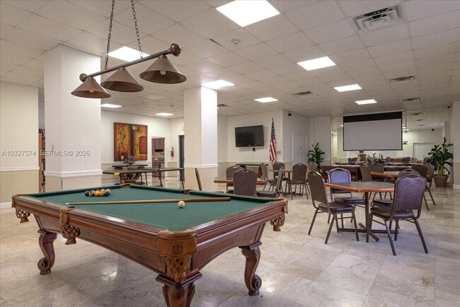 Building Photo - 3505 S Ocean Dr