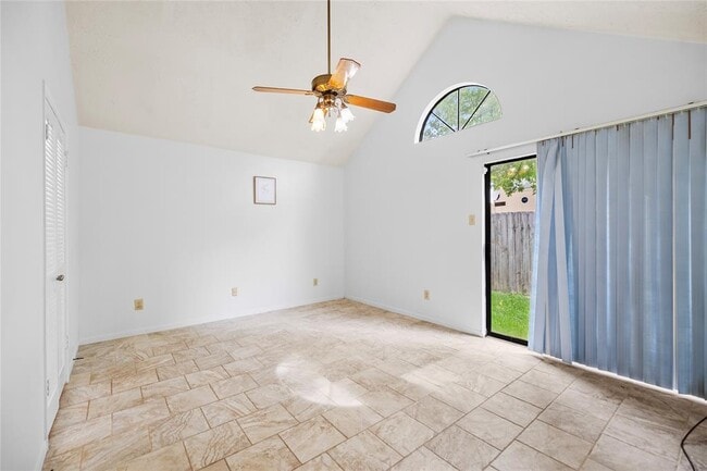 Building Photo - 7711 Valera Ln