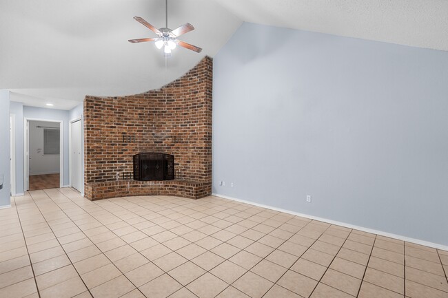 Building Photo - 1507 S 12th St