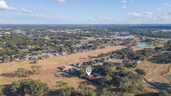 Building Photo - 6545 Brentwood Dr.