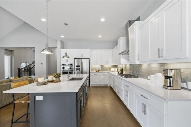 Building Photo - 16308 Paddlefish Wy