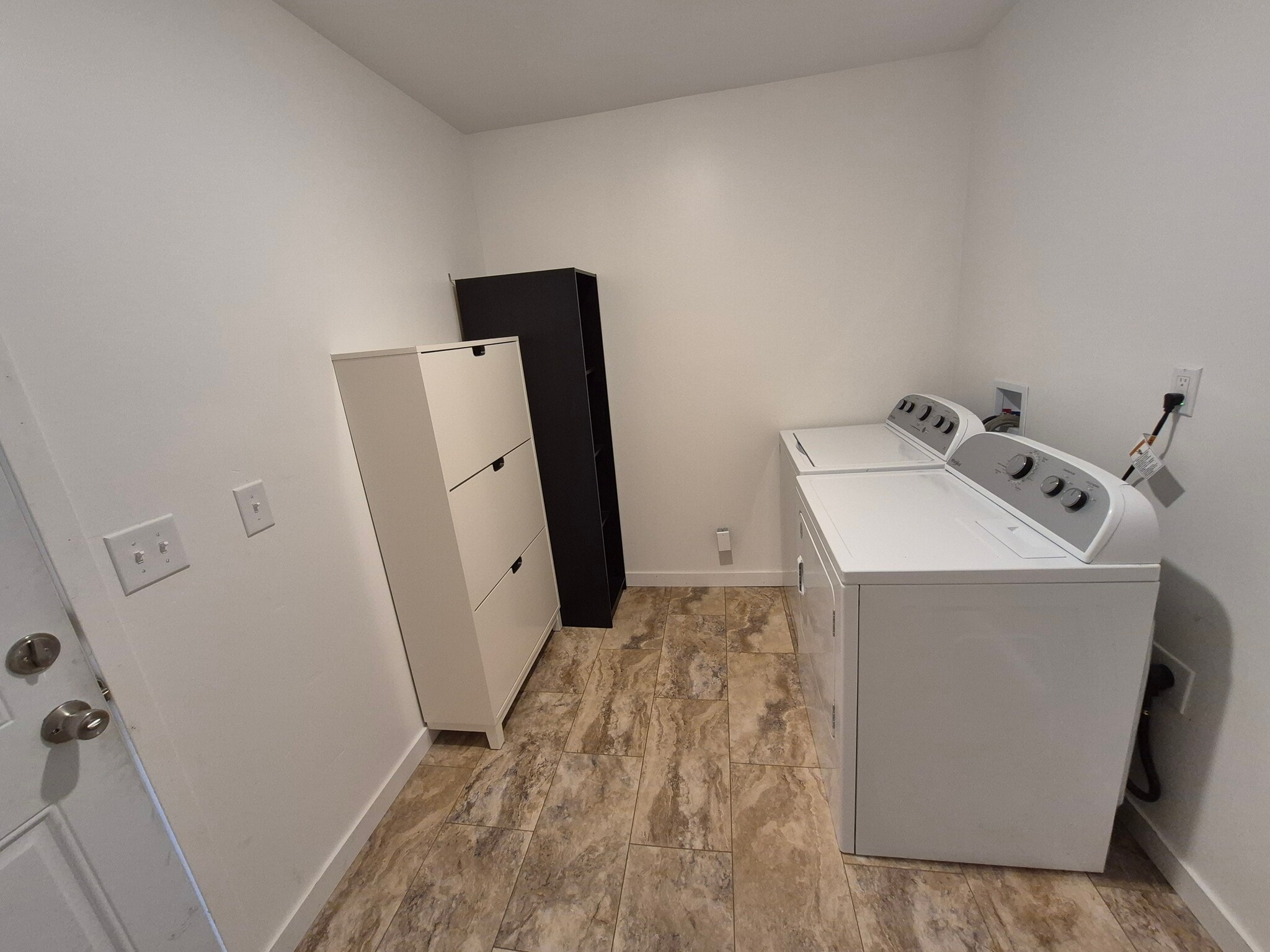 Building Photo - 1152 Stone Dr