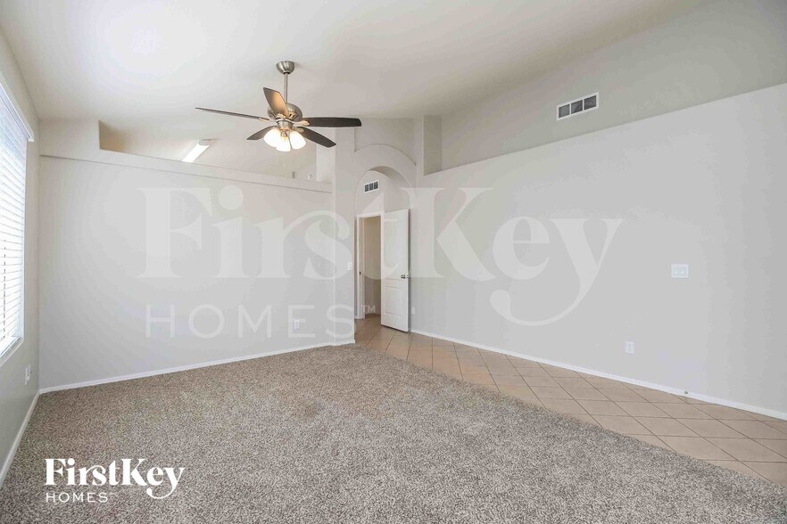 Building Photo - 4354 E Birchwood Cir
