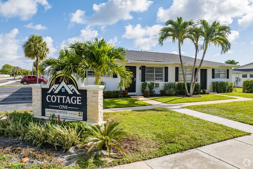 Primary Photo - Cottage Cove
