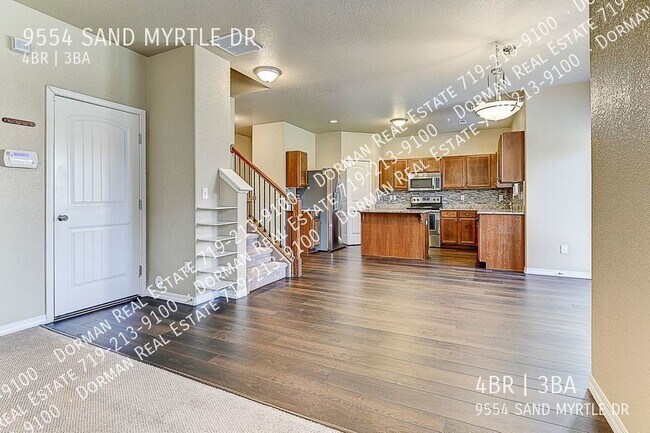 Building Photo - 9554 Sand Myrtle Dr