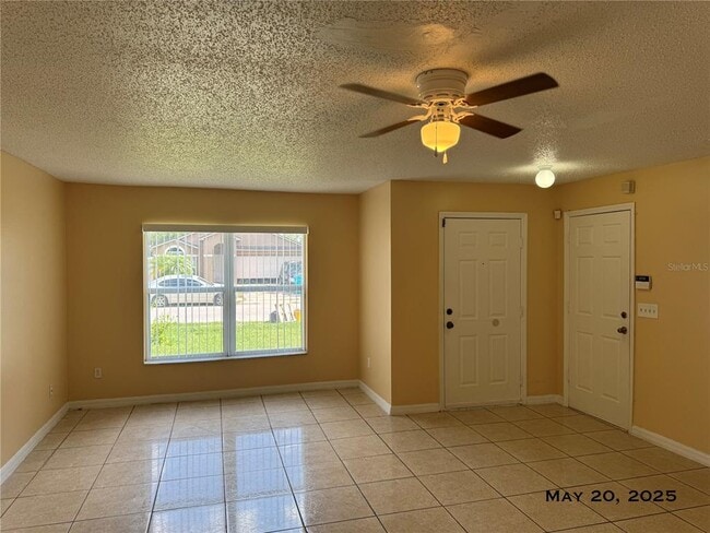 Building Photo - 5083 Luna Negra Dr