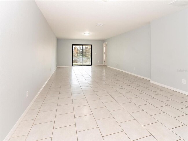 Building Photo - 5555 Maggiore Blvd