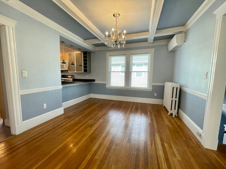 Building Photo - 15 Westbourne Rd