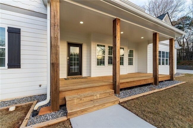 Building Photo - 450 Oliver Ridge Dr