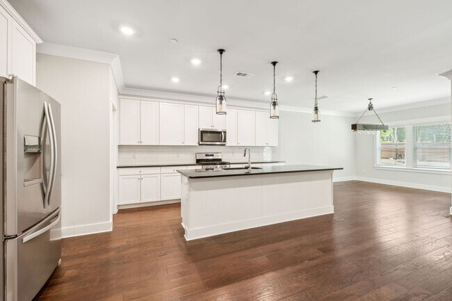 Building Photo - Nolensville home in the highly sought-afte...