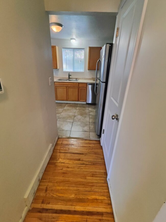 Building Photo - 784-794 S 450 W
