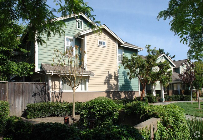 Building Photo - The Gardens