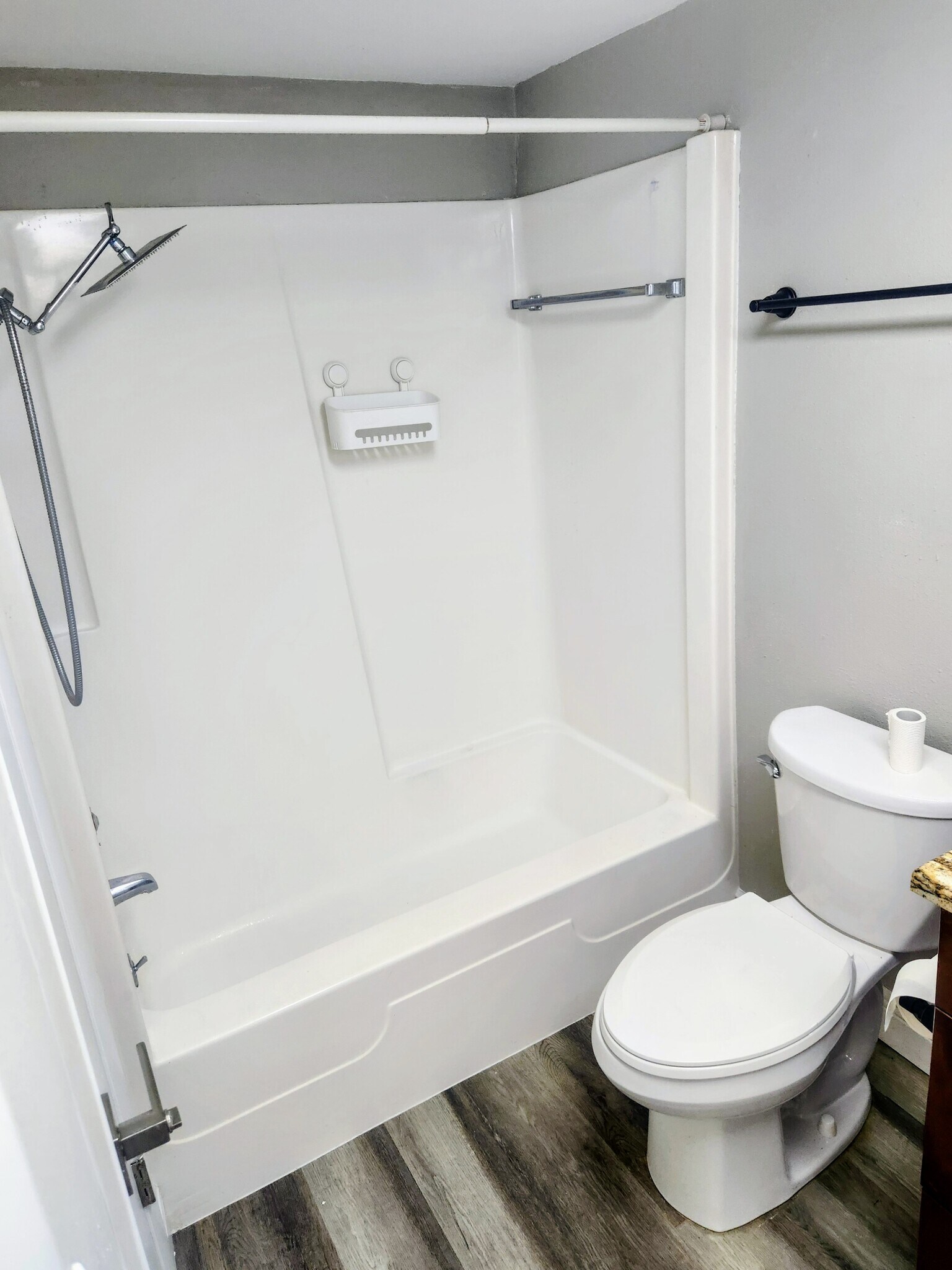 Bathroom - 2025 Sylvester Rd