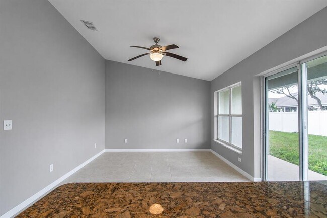 Building Photo - 402 Bridgewater Ct