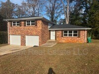 Building Photo - 2390 Tiffany Pl