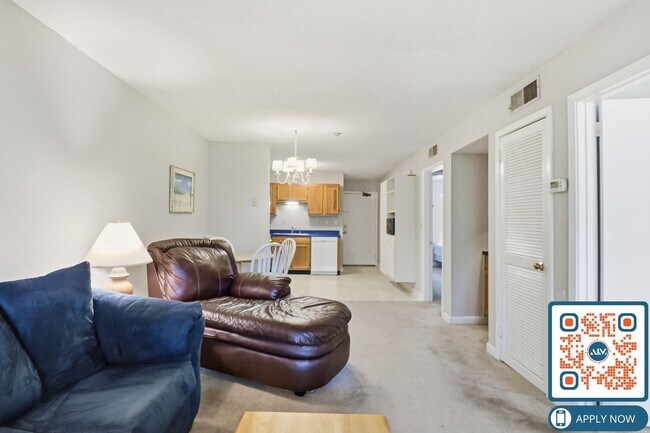 Building Photo - Fully Furnished 2BR Condo in Hilton Head’s North End – $150 Off First Month’s Rent!
