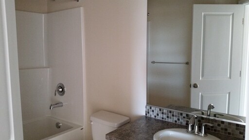 Building Photo - Contemporary Bethany Home on Corner Lot Available Mid December Quick Access to PCC, Nike, Intel