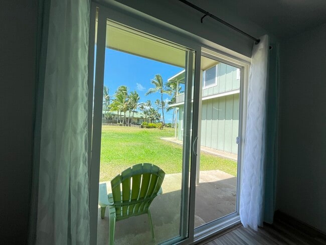 Building Photo - 54 -337 Kamehameha Hwy #5B