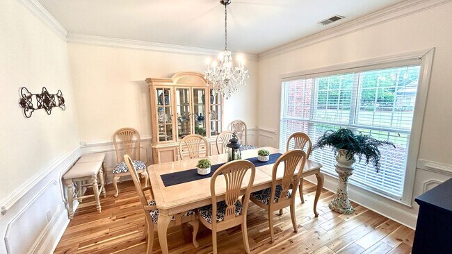 Building Photo - Call to schedule a tour!